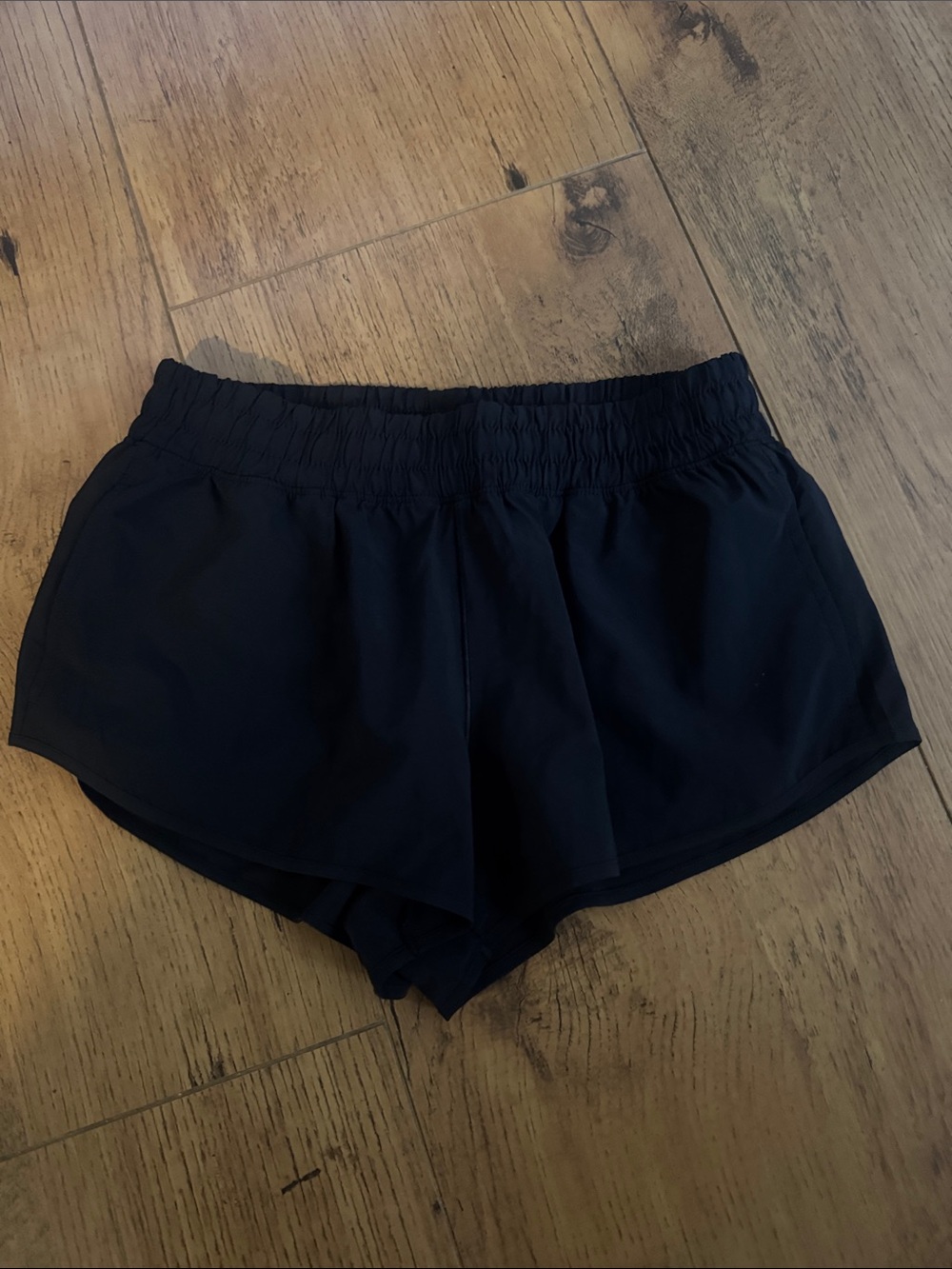 Aerie Women’s Black Elastic Waist Shorts
